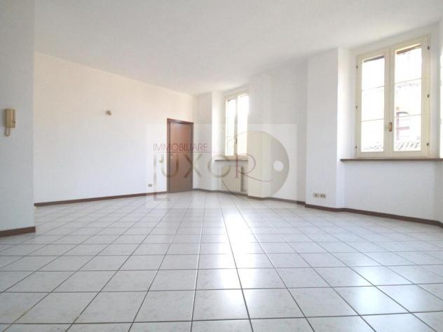 Appartamento di 4 locali con doppi servizi alla Valletta Brianza - Foto 2