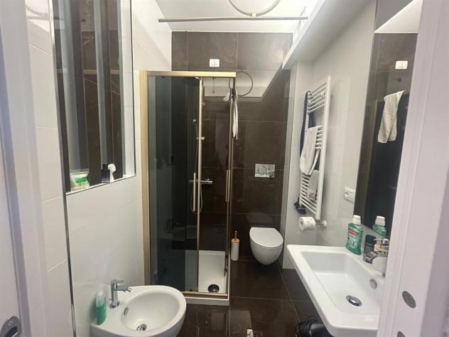 Mezzocamino, in contesto signorile, Villa di oltre 200 mq con piscina a sfioro, box e tre posti auto. - Foto 9