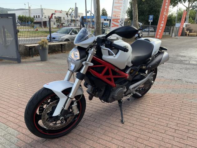 Ducati Monster 696+ Pochi chilometri - Foto 3