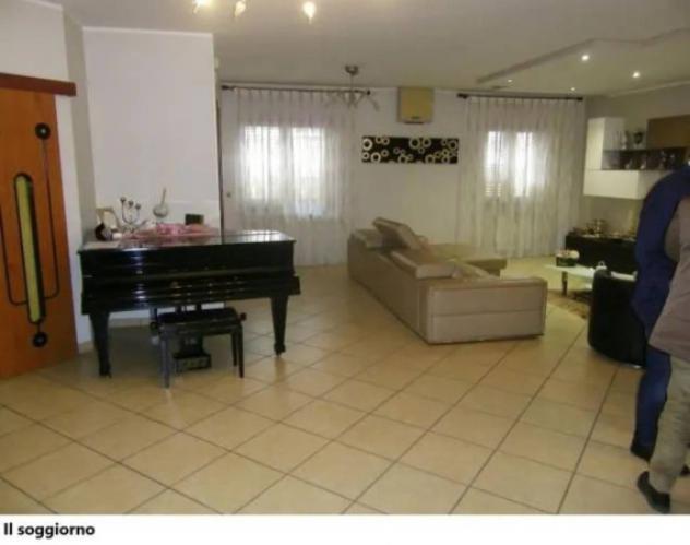 Immobile in asta di 186 m² in vendita a Lusciano - Foto 3