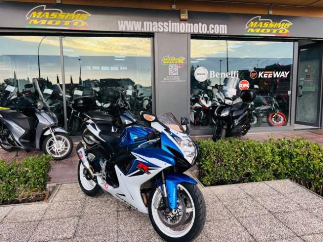 SUZUKI GSX R 600 TUTTO INCLUSO ANCHE PASSAGGIO! DEPOTENZIATA rif. 24114028 - Foto 10