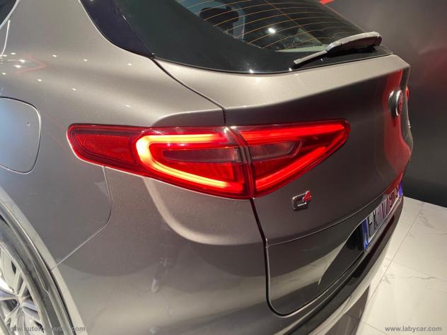 ALFA ROMEO Stelvio 2.2 Diesel 210 CV AT8 Q4 EXECUTIVE - Foto 4
