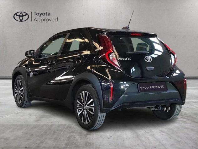 Toyota Aygo X 1.0B (72 CV) Active S-CVT - Foto 6