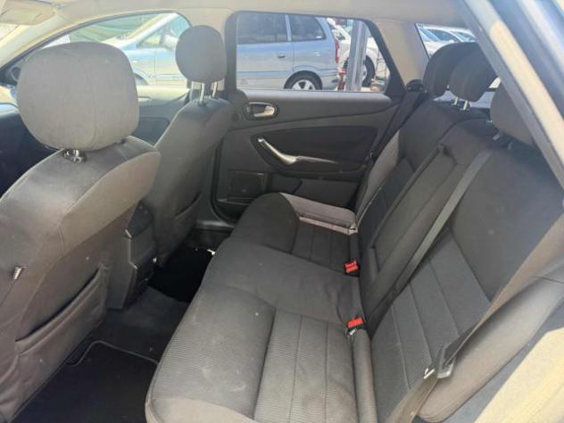 FORD Mondeo 2.0 TDCi 140 CV 6tronic Station Wagon Titanium DPF rif. 23764893 - Foto 8