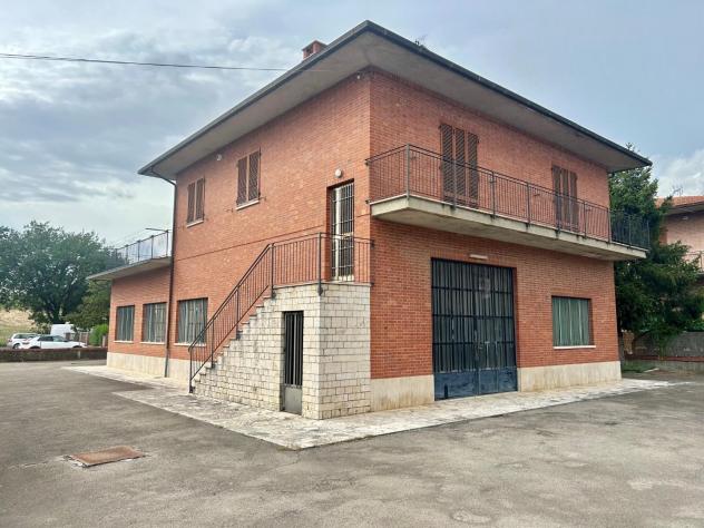 Villa in vendita a Asciano 355 mq Rif: 1444856 - Foto 2