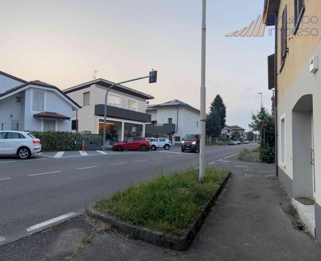 IMMOBILE COMMERCIALE CON PARCHEGGIO IN AFFITTO A GIUSSANO - Foto 5