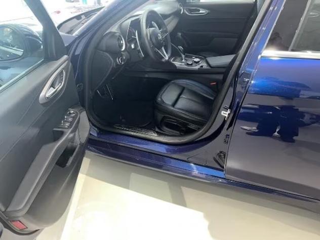 ALFA ROMEO Giulia (2016) Giulia 2.2 Turbodiesel 180 CV AT8 Super - Foto 9