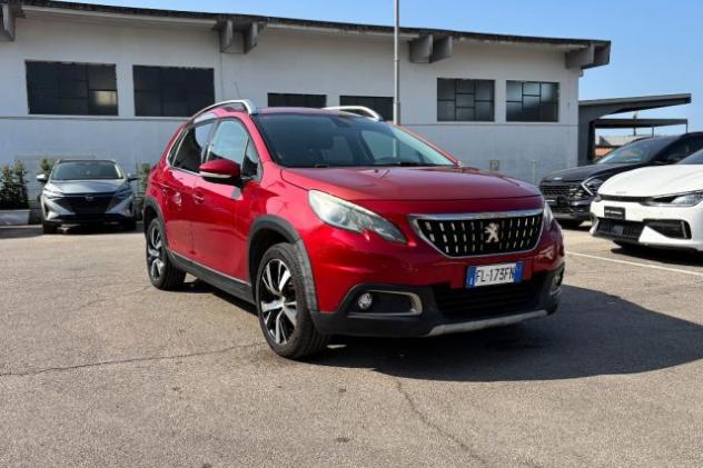 PEUGEOT 2008 1° serie BlueHDi 100 Allure rif. 22510914