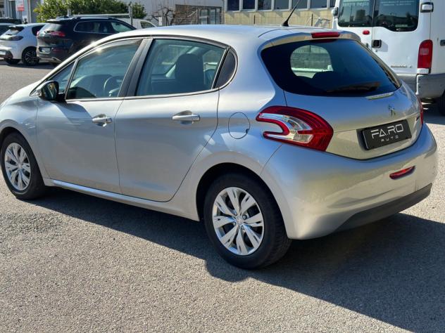 Peugeot 208 1.4 HDi 68 CV 5 porte Active - Foto 3