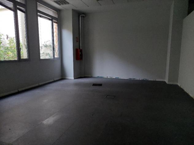 MONZA Cederna - ampio deposito con ingresso indipendente - Foto 12