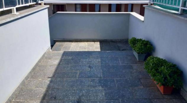 Immobile in asta di 131 m² con più di 5 locali e box auto in vendita a Genova - Foto 2
