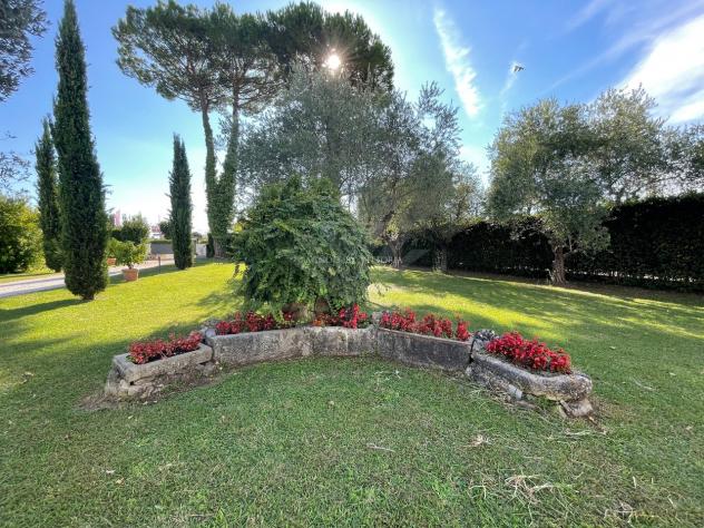 CASALE di 8 vani e di 235 mq (PIETRASANTA - Fiumetto) rif. 190 - Foto 11