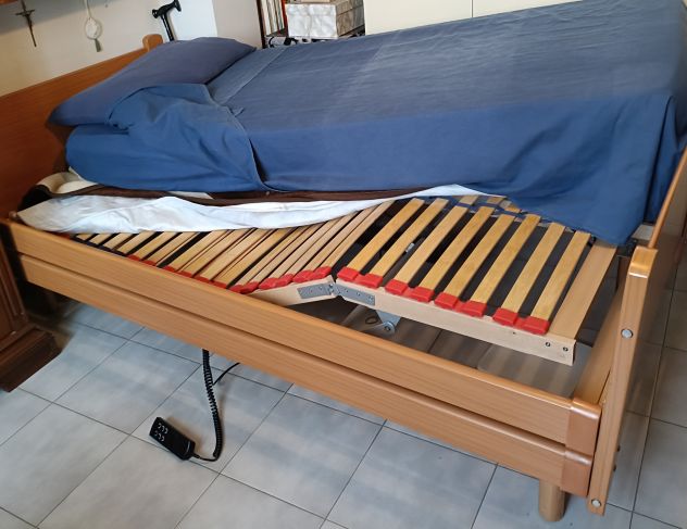🛏️✨ LETTO ELETTRICO VENDO - Foto 4