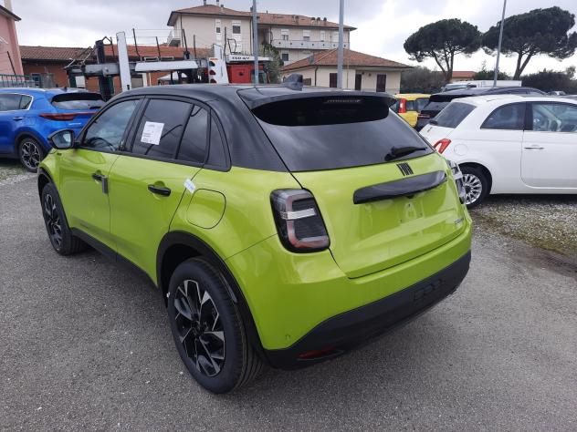 FIAT 600 1.2 Hybrid 145cv Sport Ed Mil Cort 26 - Foto 5
