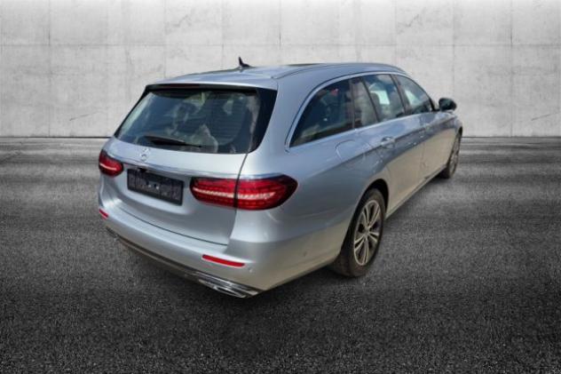 MERCEDES-BENZ E 220 d S.W. 4Matic Auto Business Sport rif. 23147975 - Foto 3