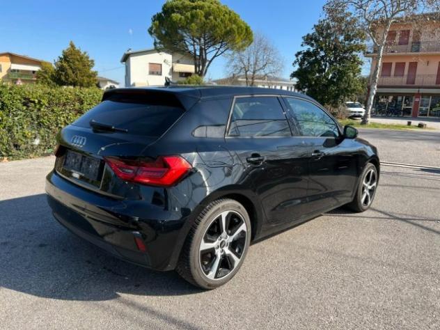 AUDI A1 SPB 30 TFSI Identity Black rif. 22059318 - Foto 4