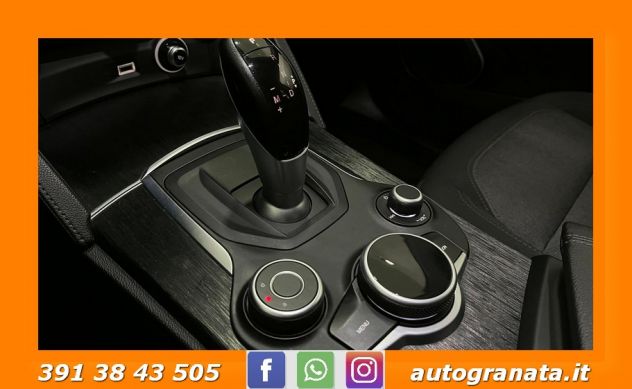 Alfa R. Stelvio 2.2 Turbodiesel Sport-Tech AT8 RWD 160CV - Foto 9