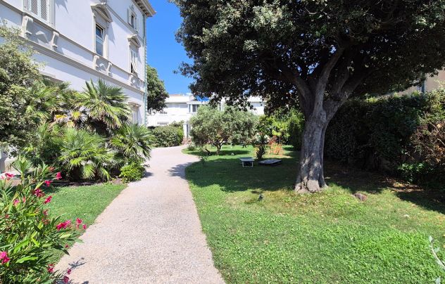 ARDENZA MARE: Lussuosa dimora in villa d'epoca fonte mare - Foto 5