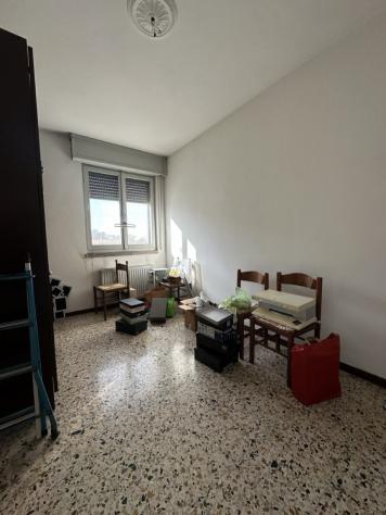 Appartamento - Loc. Il Casone (Pitigliano)
Ampio e funzionale appartamento con garage -- Nel cuore della Maremma del Tufo
A soli 5 minuti dallo spett - Foto 9
