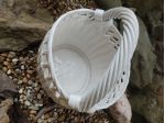 Vaso in Ceramica Bianca a Forma di cestello