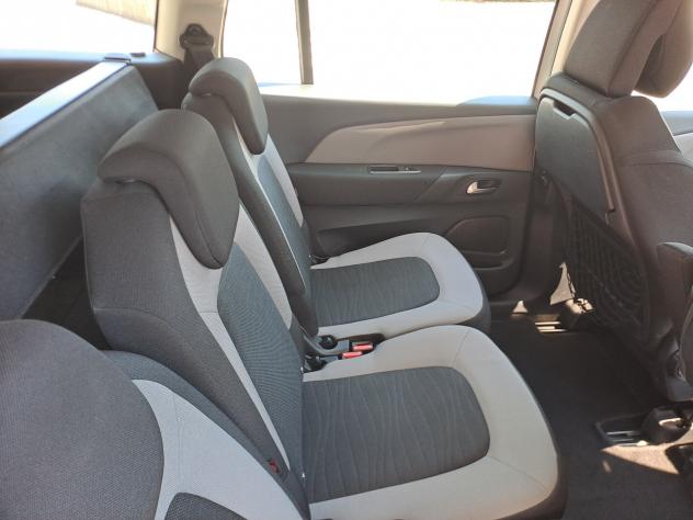 Citroen Grand C4 Picasso BlueHDi 150 S&S EAT6 Exclusive - Foto 9