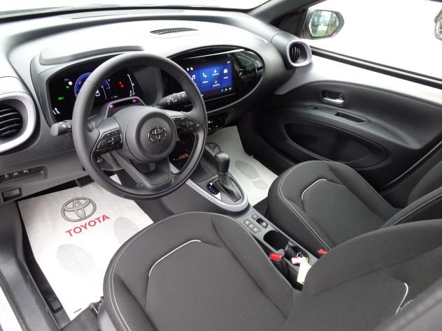 Toyota Aygo X 1.5 HYBRID 115 Icon CVT - Foto 6