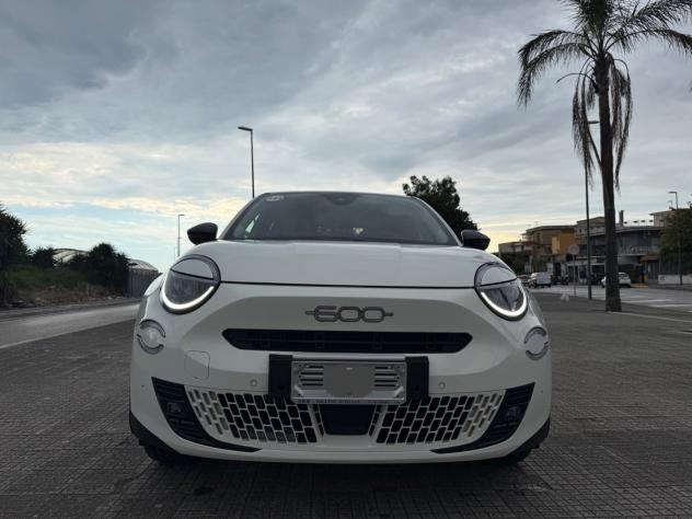 Fiat 600 Hybrid 110 CV DCT MHEV La Prima II - Foto 2