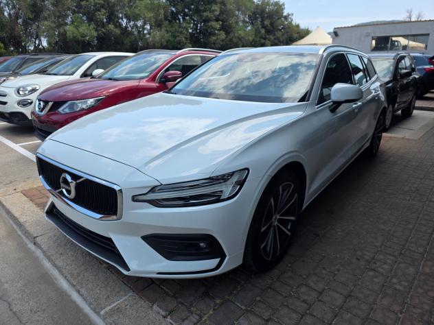 Volvo V60 B4 (d) Geartronic Momentum Business Pro
