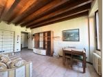 BILOCALE CON BOX IN CONSTESTO BEN TENUTO
