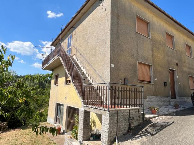 APPARTAMENTO di 5 vani e di 122 mq (SEMPRONIANO) rif. PETRIMAU - Foto 2
