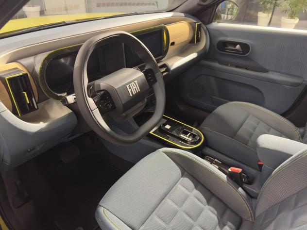 FIAT Grande Panda Hybrid Hybrid Icon - Foto 5