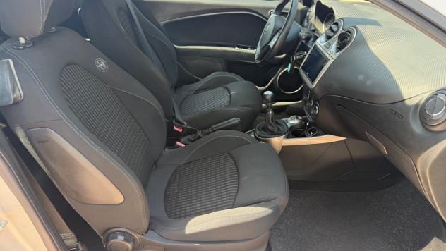 Alfa Romeo MiTo 1.4 T 155 CV Distinctive Sport Pack - Foto 8