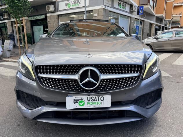 Mercedes A 180 d Auto Premium AMG Tetto Apribile - Foto 4
