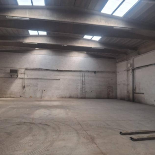 Immobile di 460 m² con 1 locale in affitto a Maranello - Foto 9