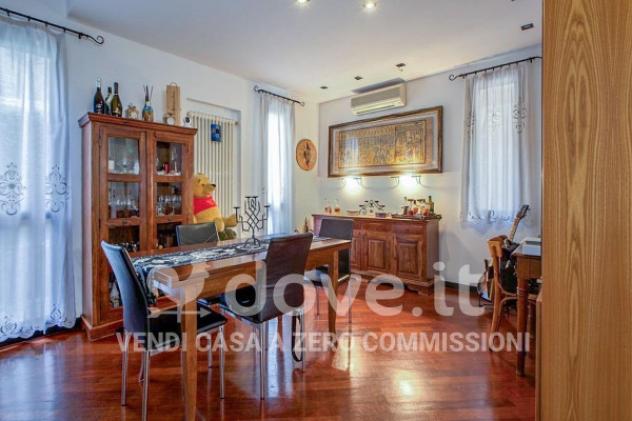 Villa di 245 m² con 4 locali in vendita a Bresso - Foto 9