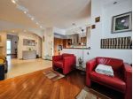 Trilocale/quadrilocale con arredo moderno