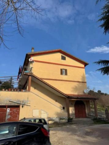Immobile in asta di 158 m² con più di 5 locali in vendita a Tarano - Foto 4
