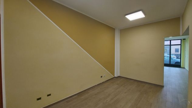 AFFITTO NEGOZIO ZONA CENTRO GRUGLIASCO - Foto 7
