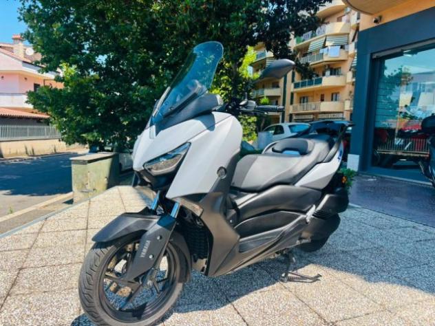 YAMAHA X-MAX 300 TUTTO INCLUSO ANCHE PASSAGGIO! MINI RATE rif. 23952841 - Foto 5