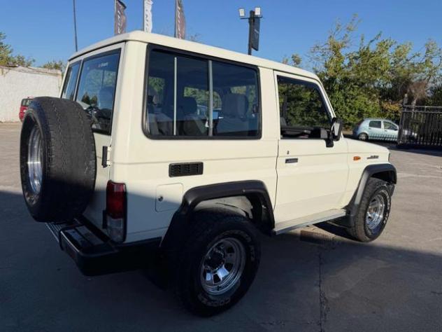 TOYOTA Land Cruiser II 2.4 turbodiesel SW LJ70 LX rif. 24067112 - Foto 4