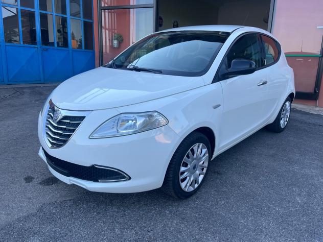 Lancia Ypsilon 1.2 69 CV 5 P Gold-km104000-