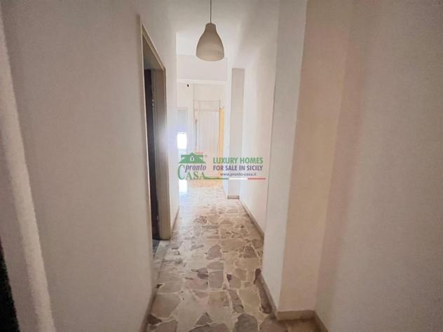 Rif: 2763 COMISO – INTERO STABILE CON DOPPIA OPPORTUNITÀ: ABITAZIONE E INVESTIMENTO! - Foto 10