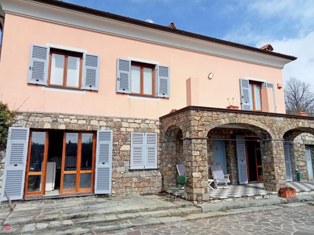 Villa in Vendita in Godano a Sesta Godano