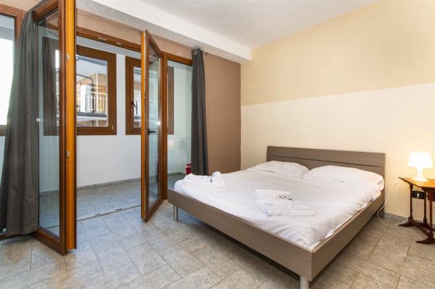 SAUZE D'OULX AFFITTIAMO GRAZIOSO MONOLOCALE CON VERANDA - Foto 2
