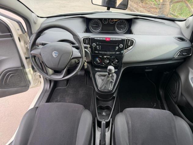 LANCIA - Ypsilon - 0.9 T.Air 85 CV 5 porte S&S DFN Platinum - Foto 9