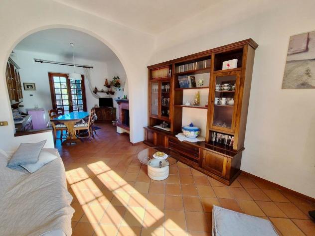 Appartamento in Vendita in zona TITIGNANO con giardino - Foto 2