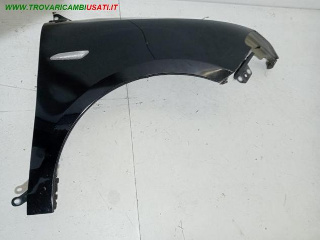 PARAFANGO ANT. DX NERO MET. 999-U1561484 Carrozzeria Lamierati esterni Fiancate Parafango ant. LANCIA - NEW YPSILON - 2011 2015, LANCIA - NEW YPS
