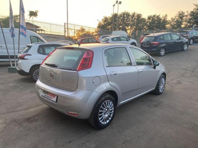 FIAT Punto 1.3 MJT II S&S 95 CV 5 porte Street - Foto 2