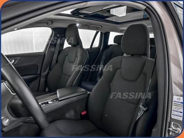 Volvo V60 2.0 b3 Momentum Business Pro auto 8m my21 - Foto 8