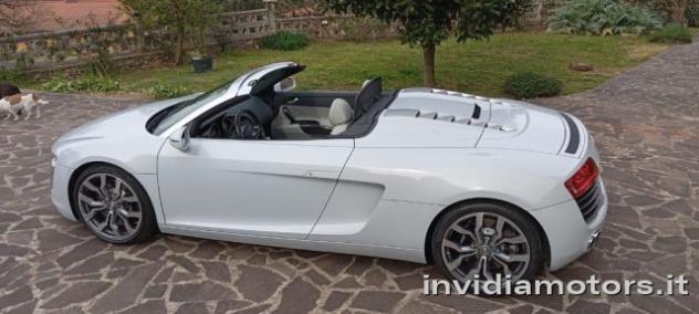AUDI R8 Spyder 4.2 V8 FSI quattro R tronic rif. 23686020 - Foto 4